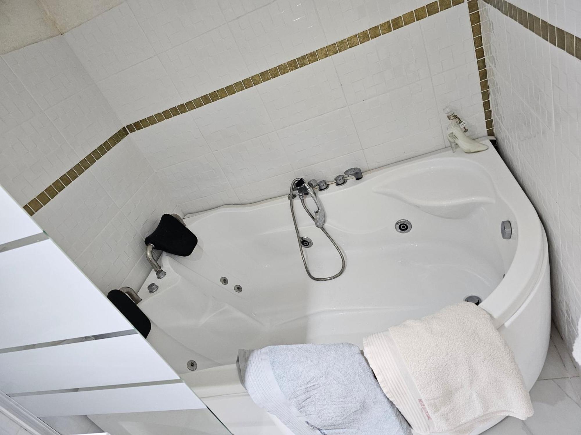 Bed and Breakfast Domaine Mon Doux Reve Terrasson Exterior foto